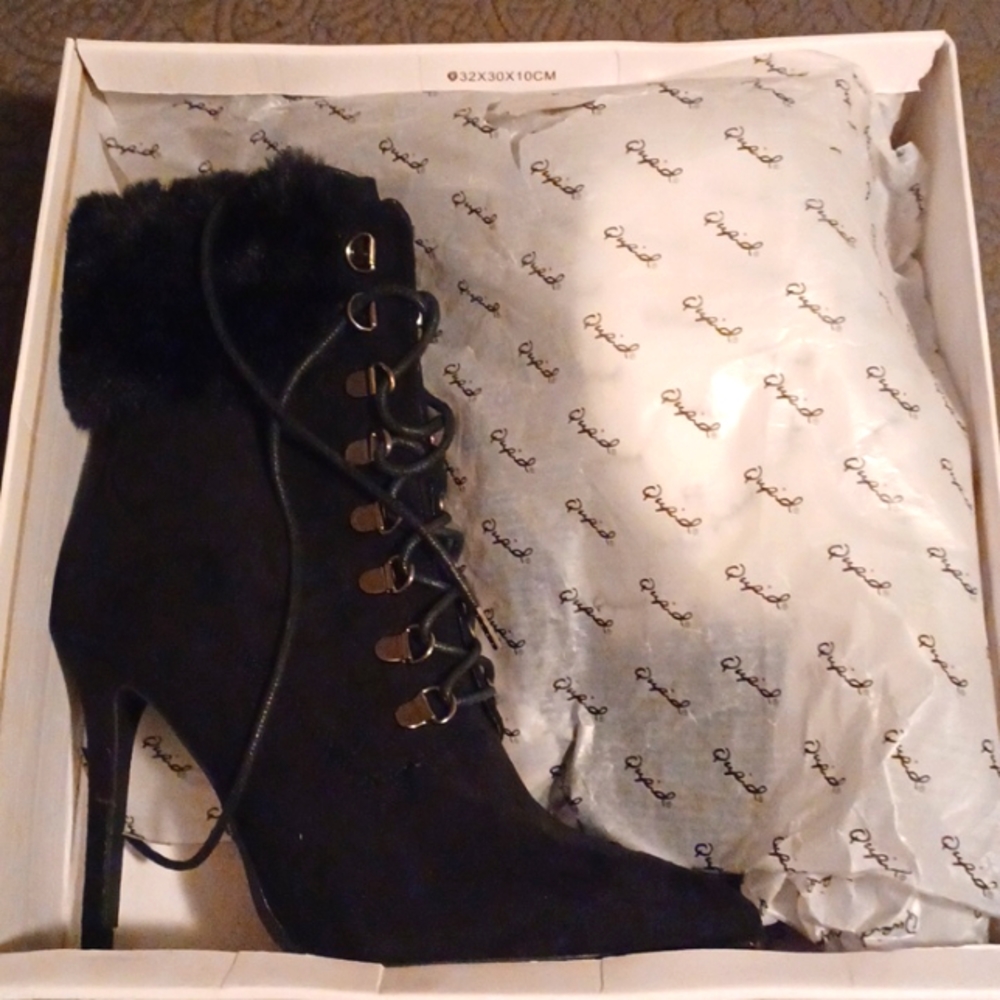 Qupid - Black Suede High Heel Boots - Size 8